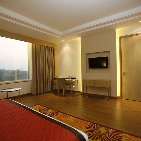Country Inn & Suites By Radisson, Meerut Exterior foto